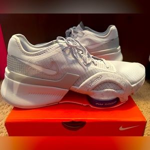 *BRAND NEW* Nike Air Zoom Superrep 3